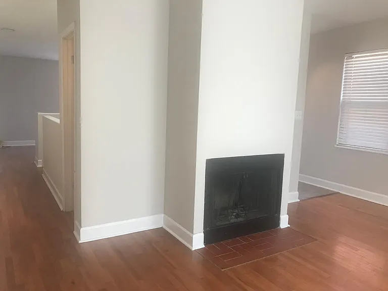 1107 Soulard St #D — Photo 6
