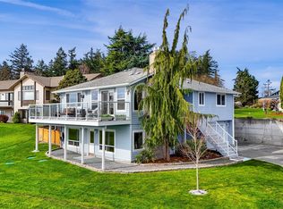 1207 Rainier Lane, Oak Harbor, WA
