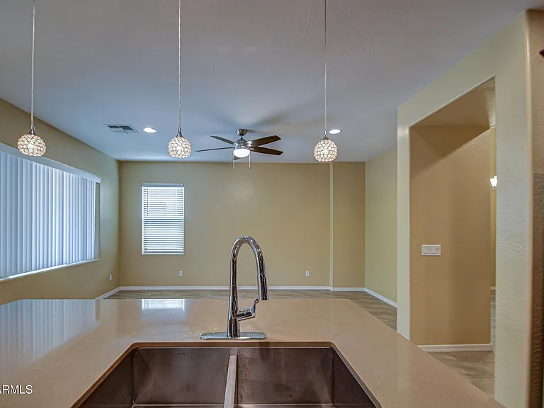 3114 E Franklin Ave — Photo 9