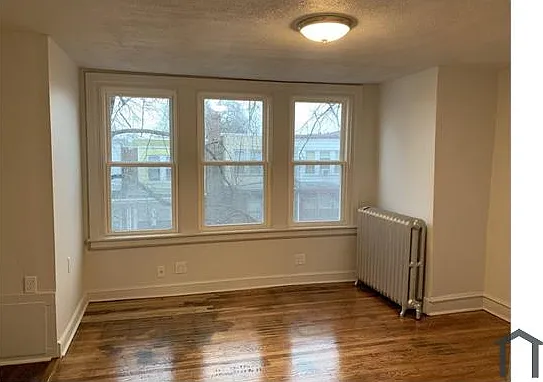 210 Wright Ave — Photo 5