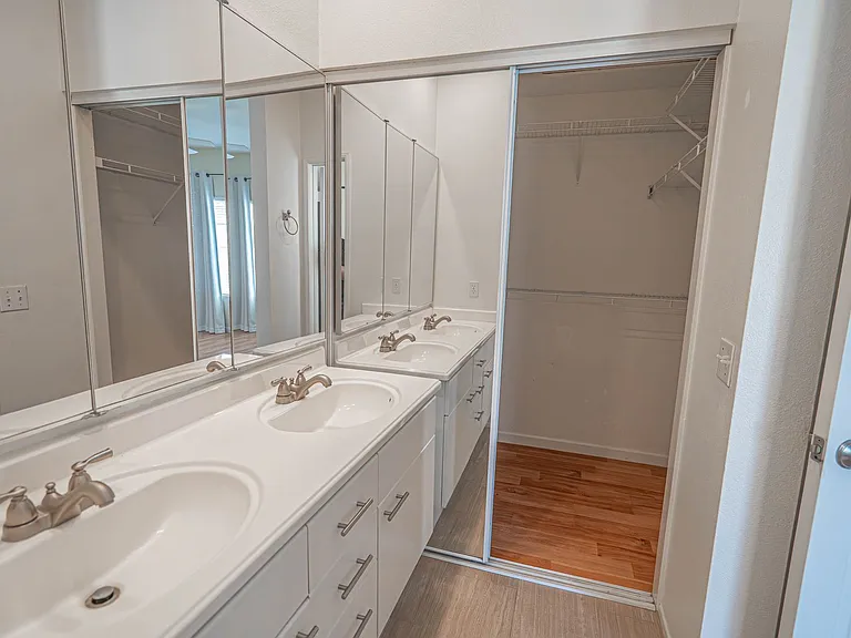 27909 Crown Court Cir — Photo 7