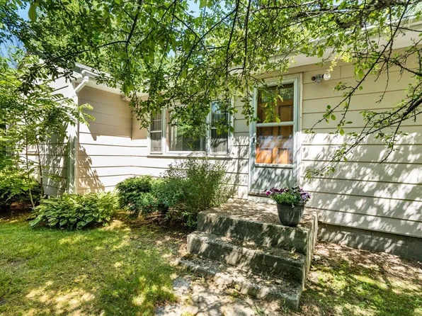 76 Windham Road, Hudson, NH 03051