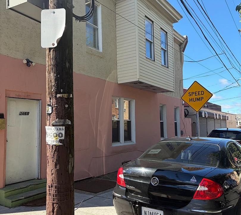 1st image of 3468 N Hope St