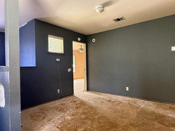 4th image of 2417 Kale Dr
