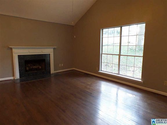 4th image of 2521 Vera Cruz Dr