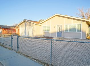 37216 Cedrela Ave, Palmdale, CA 93552