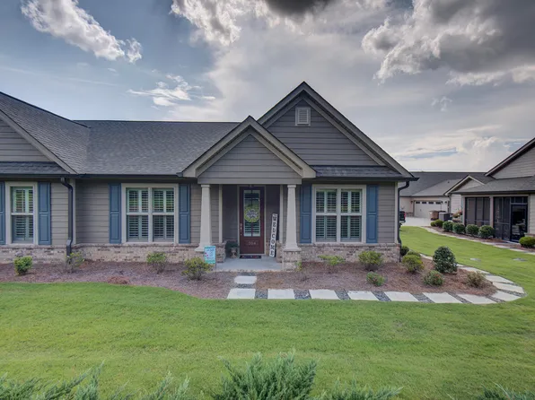 328 Camden Way Unit 104, Dalton, GA 30721