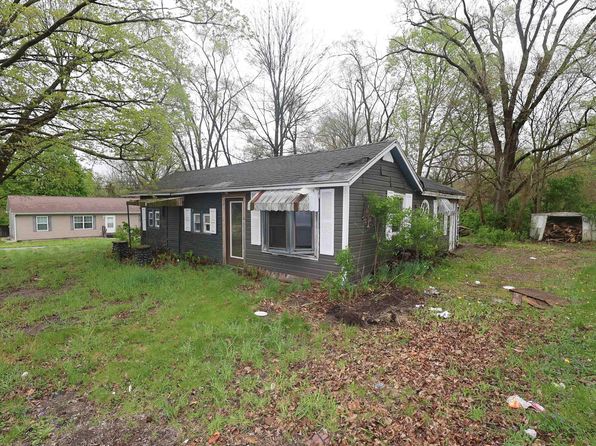 59250 Mayflower Rd, South Bend, IN 46619
