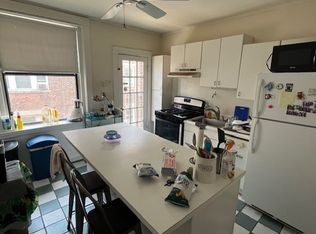 380 Riverway #5A, Boston, MA 02115
