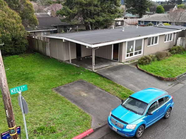 2705 Kenmar Rd, Fortuna, CA 95540