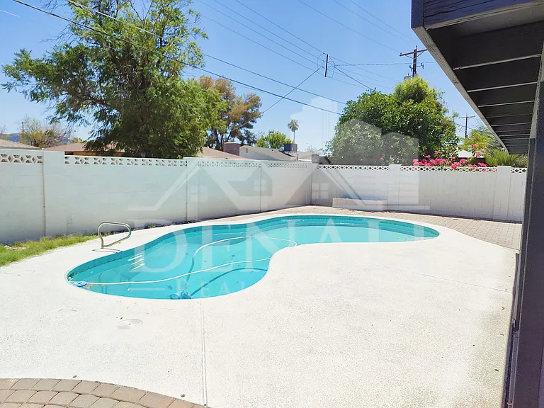 7321 E Coronado Rd — Photo 17