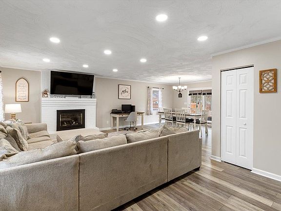 5th image of 5463 Ridgeview Waye