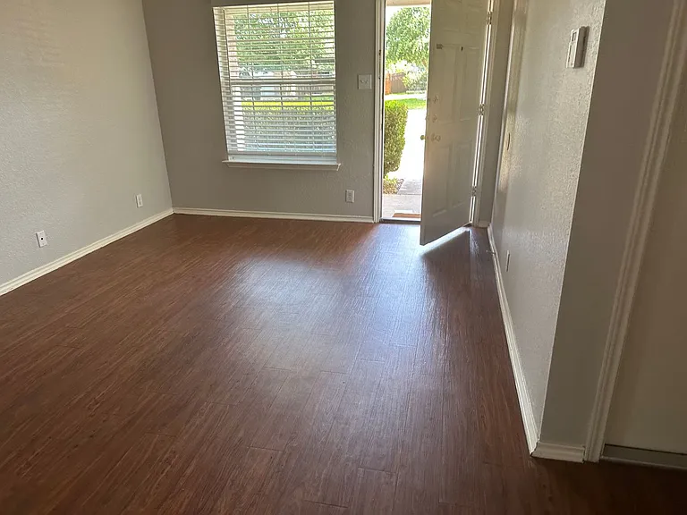 10627 Shaenpath — Photo 24