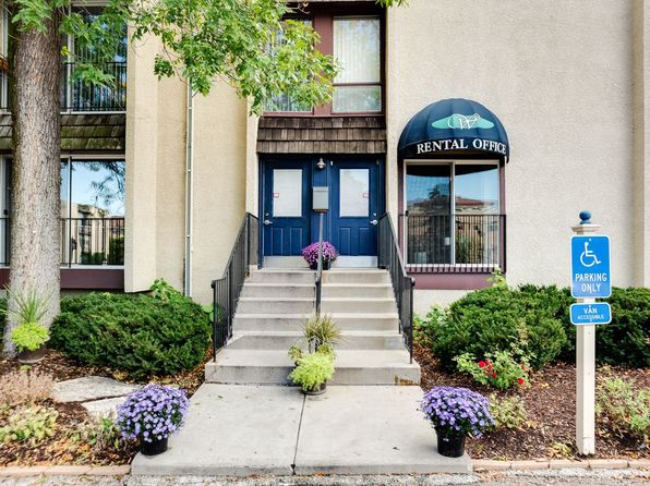 Wayzata Woods Apartments, 240 Central Ave N #230-103, Wayzata, MN 55391