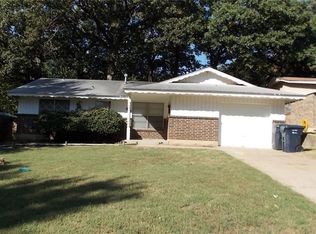 633 Hunters Hill Rd, Oklahoma City, OK 73127