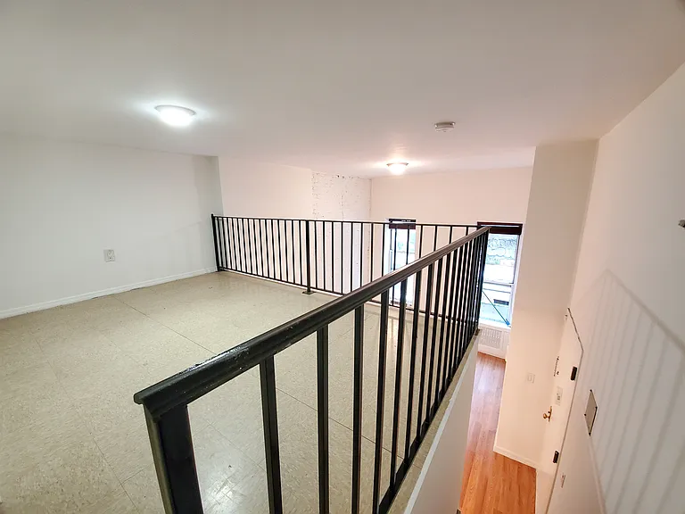 116 E 31st St #2F — Photo 4