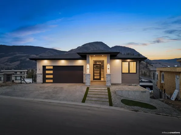 1022 Carnoustie Dr, Kelowna, BC V1P 1T1