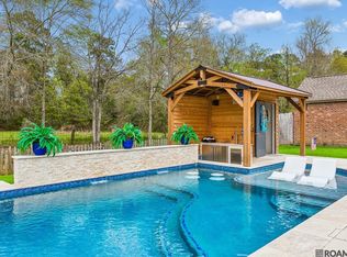 14169 Twelve Oaks Dr, Walker, LA 70785