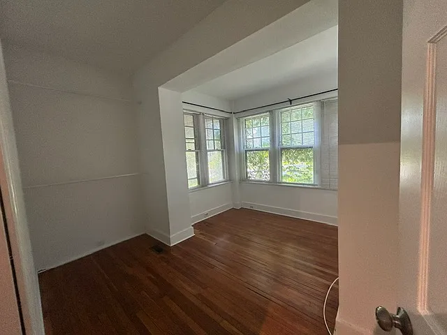 6041 Waterman Blvd — Photo 4