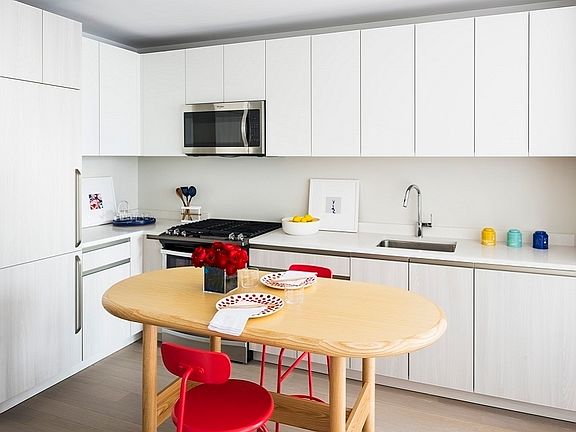 3rd image of 28-40 Jackson Ave #4F