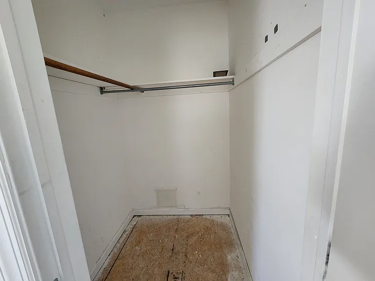 106-108 N Dudley Ave #1 — Photo 9