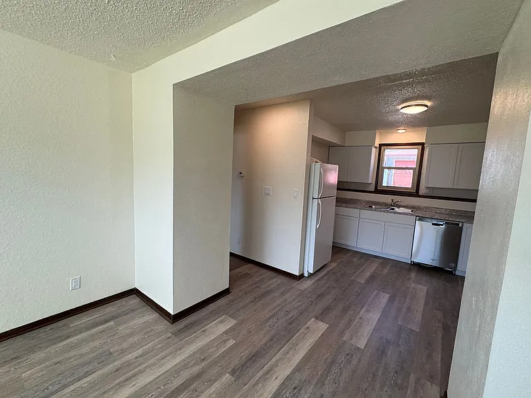 4415 Toronto St #3 — Photo 8