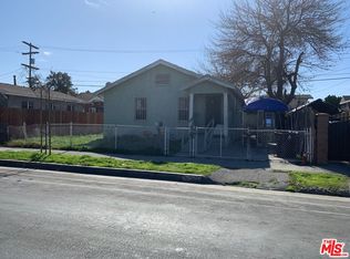 1022 W 67th St, Los Angeles, CA 90044