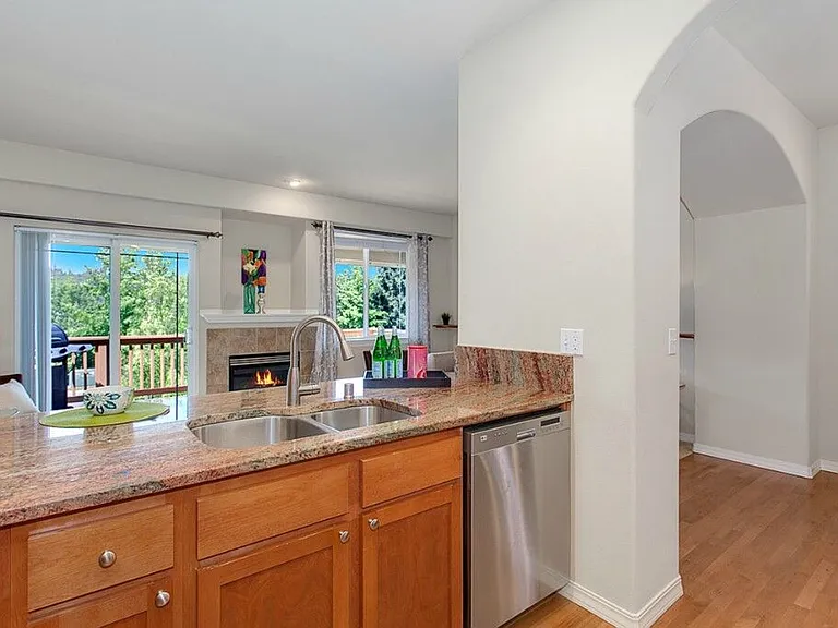 24102 39th Ct SE — Photo 2