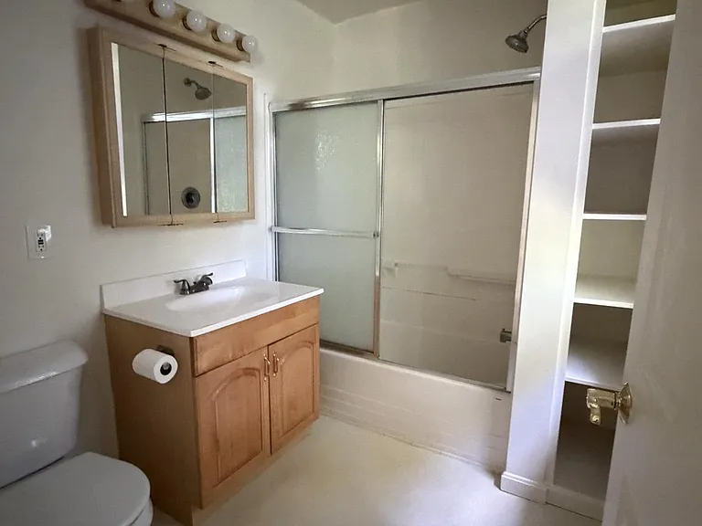 8538 Anderson Ave — Photo 5