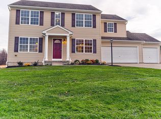 129 Buttercup Dr, Oxford, PA 19363