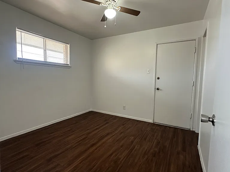3416 Hayes Ave #1 — Photo 9
