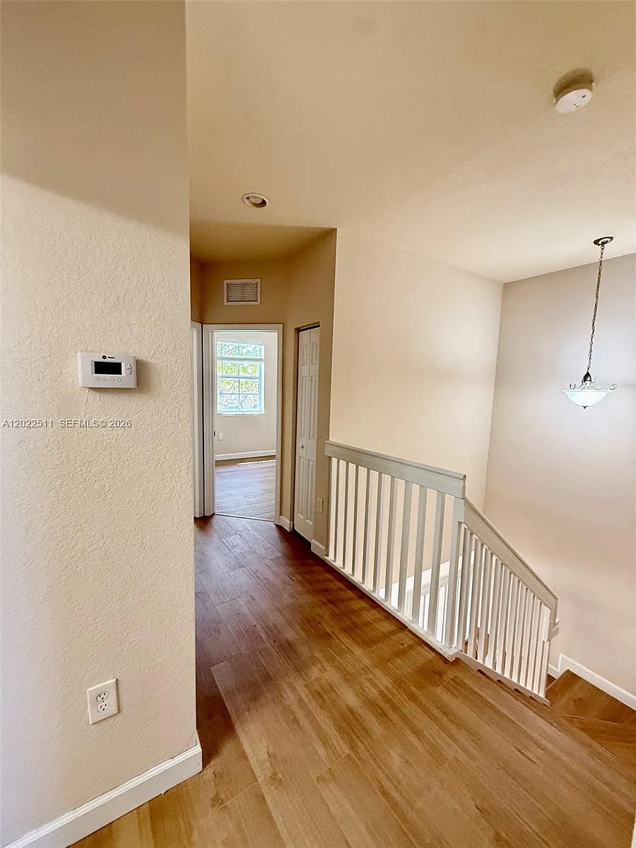 Building Photo - 9001 SW 227th St #6
