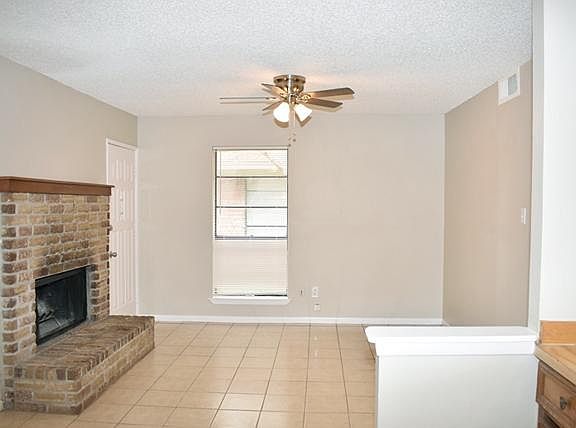 2nd image of 521 S Las Vegas Trl