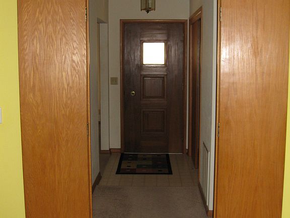 2nd image of 900 N Union Dr