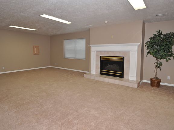 2nd image of 1452 Cornerstone Dr