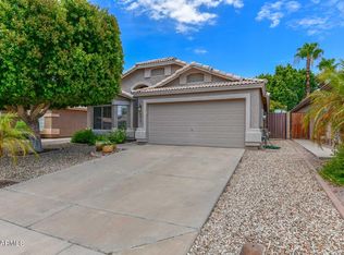 6618 W Desert Hollow Dr, Phoenix, AZ 85083