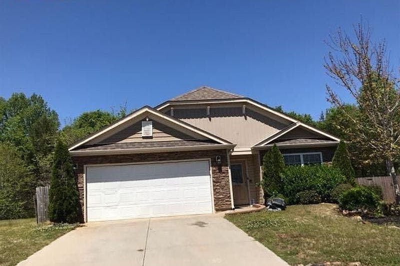 1st image of 630 Willow Bank Lndg