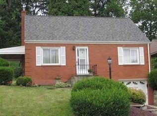 1055 Thornwood Dr, Pittsburgh, PA 15234