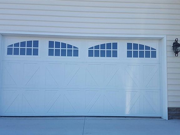 5th image of 2 Grandview Dr