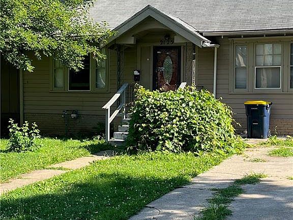 2nd image of 2125 E 70th Ter
