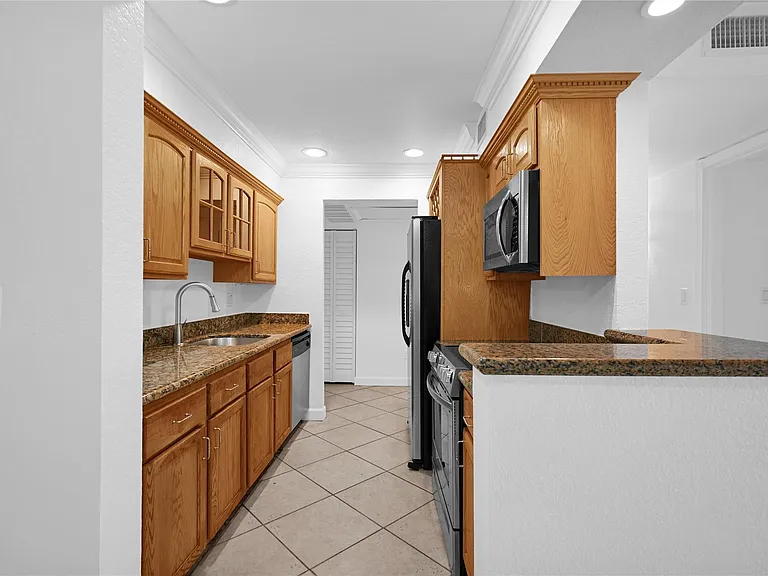 1515 E Broward Blvd #126 — Photo 8