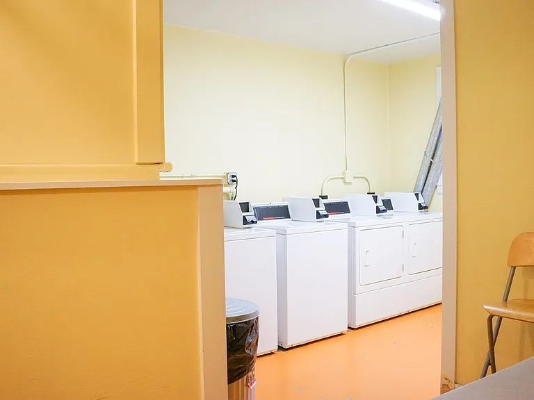 751 SW Vista Ave #9 — Photo 13