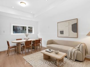 218 Aileen Ave #E, Toronto, ON M6M1G4