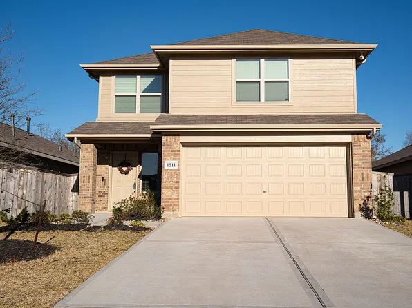 1511 Las Cuevas Dr, Conroe, TX 77301