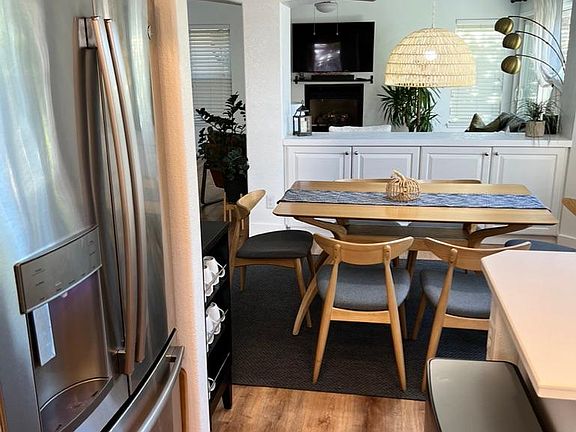Kitchen opens to DR and LR