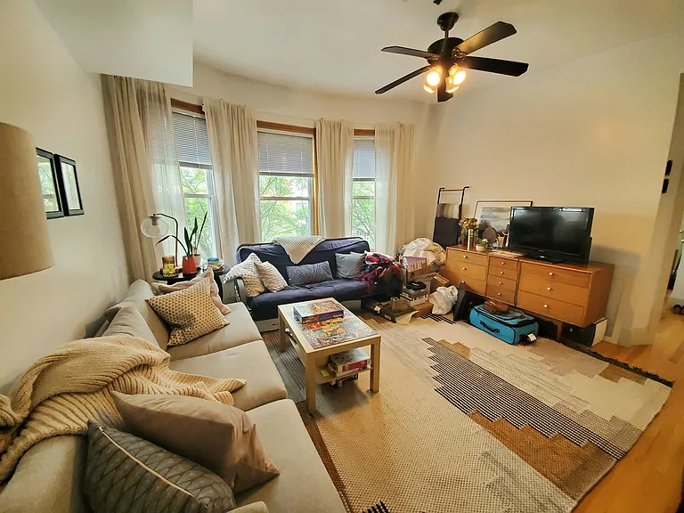 183 Columbia St #303 — Photo 2