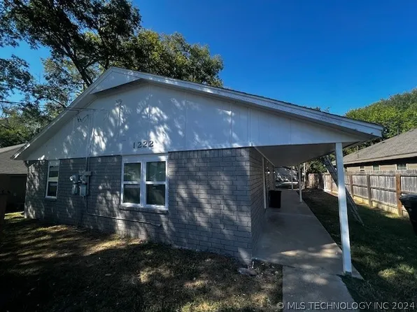 1222 W Brooks St, Claremore, OK 74017