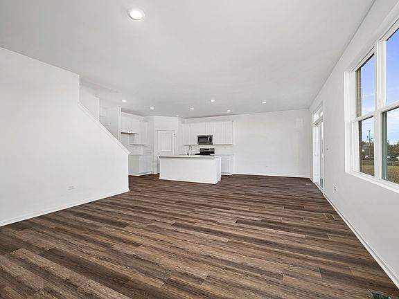 7th image of this home