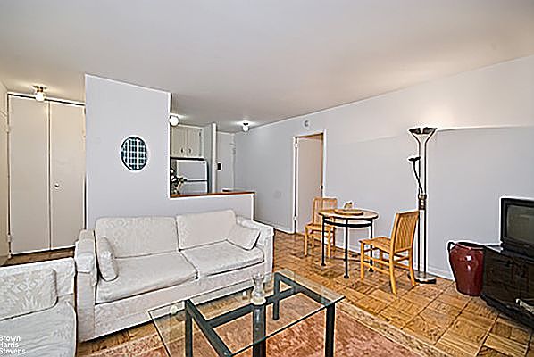 1st image of 333 E 45th St APT 23A