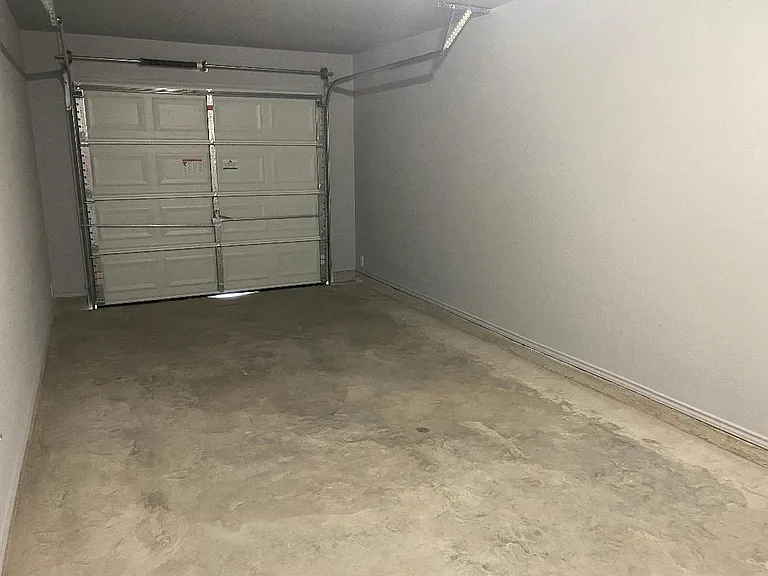 1328 Liberation Ln #B — Photo 12